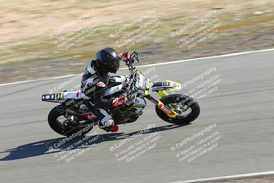 media/Feb-05-2023-Classic Track Day (Sun) [[c35aca4a42]]/Group 3/session 1 turn 9/